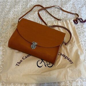 Elegant Tan Leather Shoulder Bag